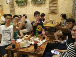 都江堰烧烤加盟,学烧烤技术,开烧烤店多少钱疯狂烤翅加盟